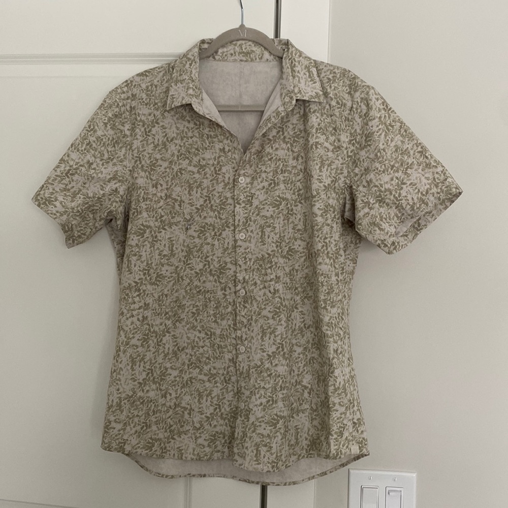 Men’s Lululemon Polo Patterned shirt